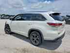 2016 TOYOTA HIGHLANDER