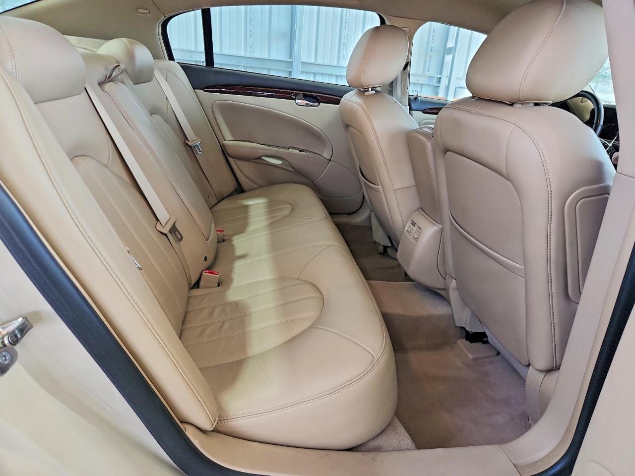 2010 BUICK Lucerne