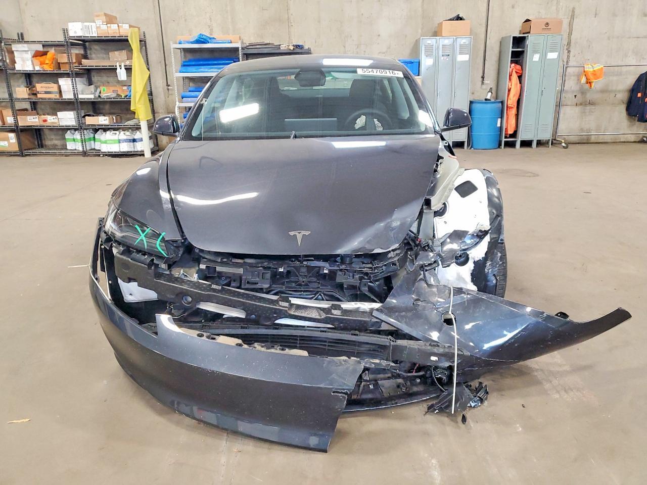 2025 TESLA MODEL 3