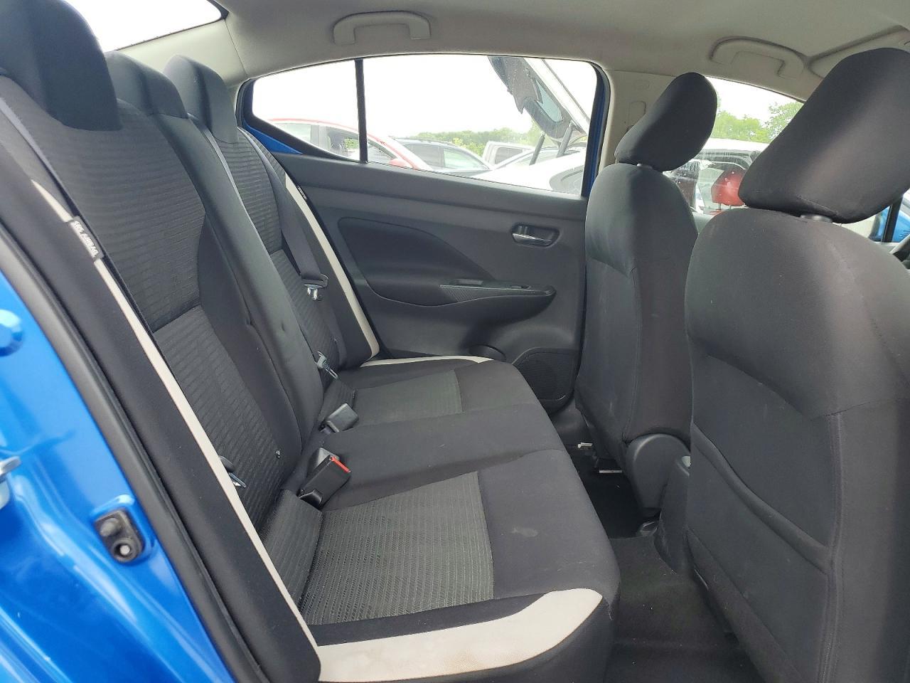 2021 NISSAN VERSA
