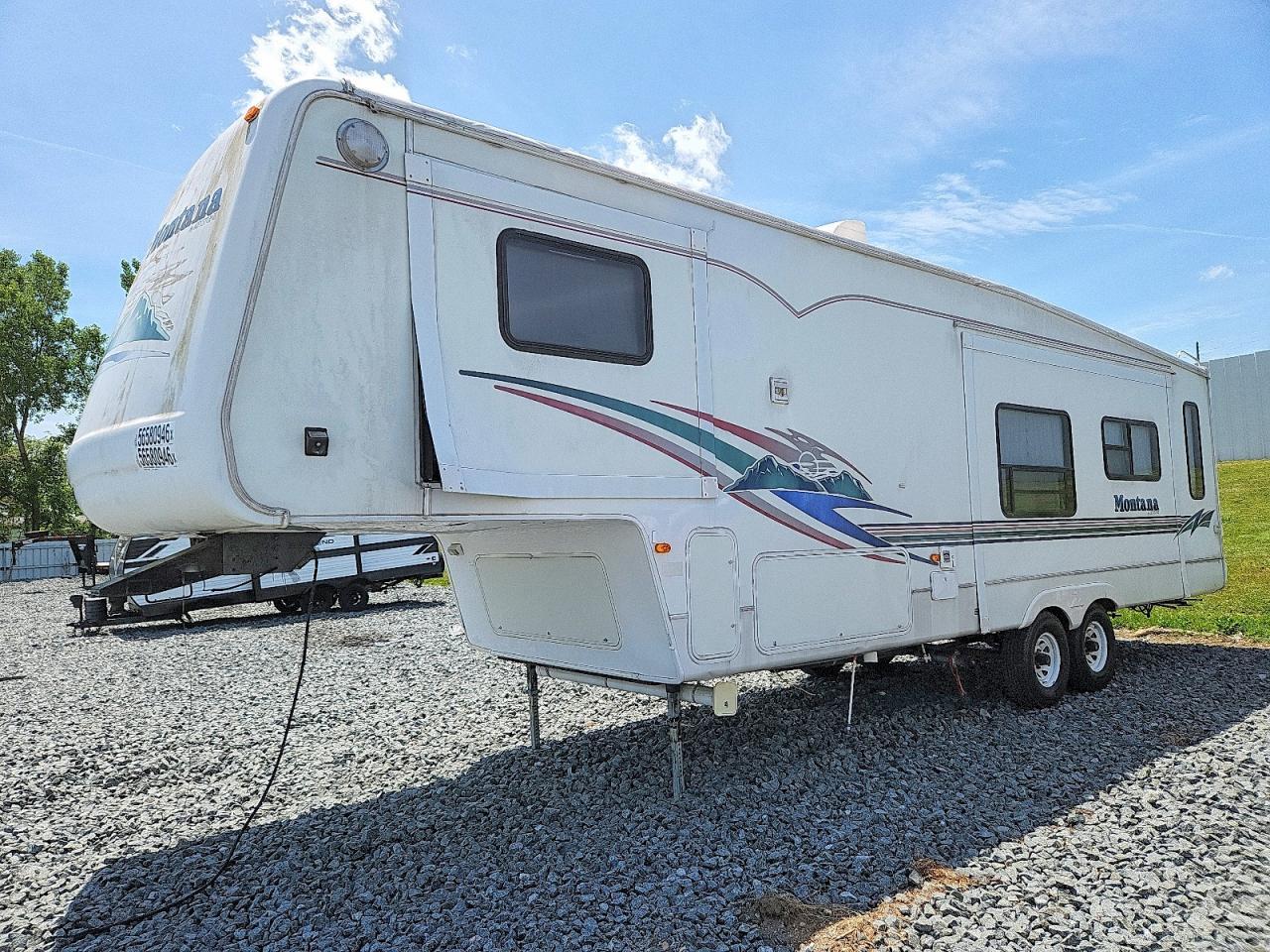 2001 Montana Trailer