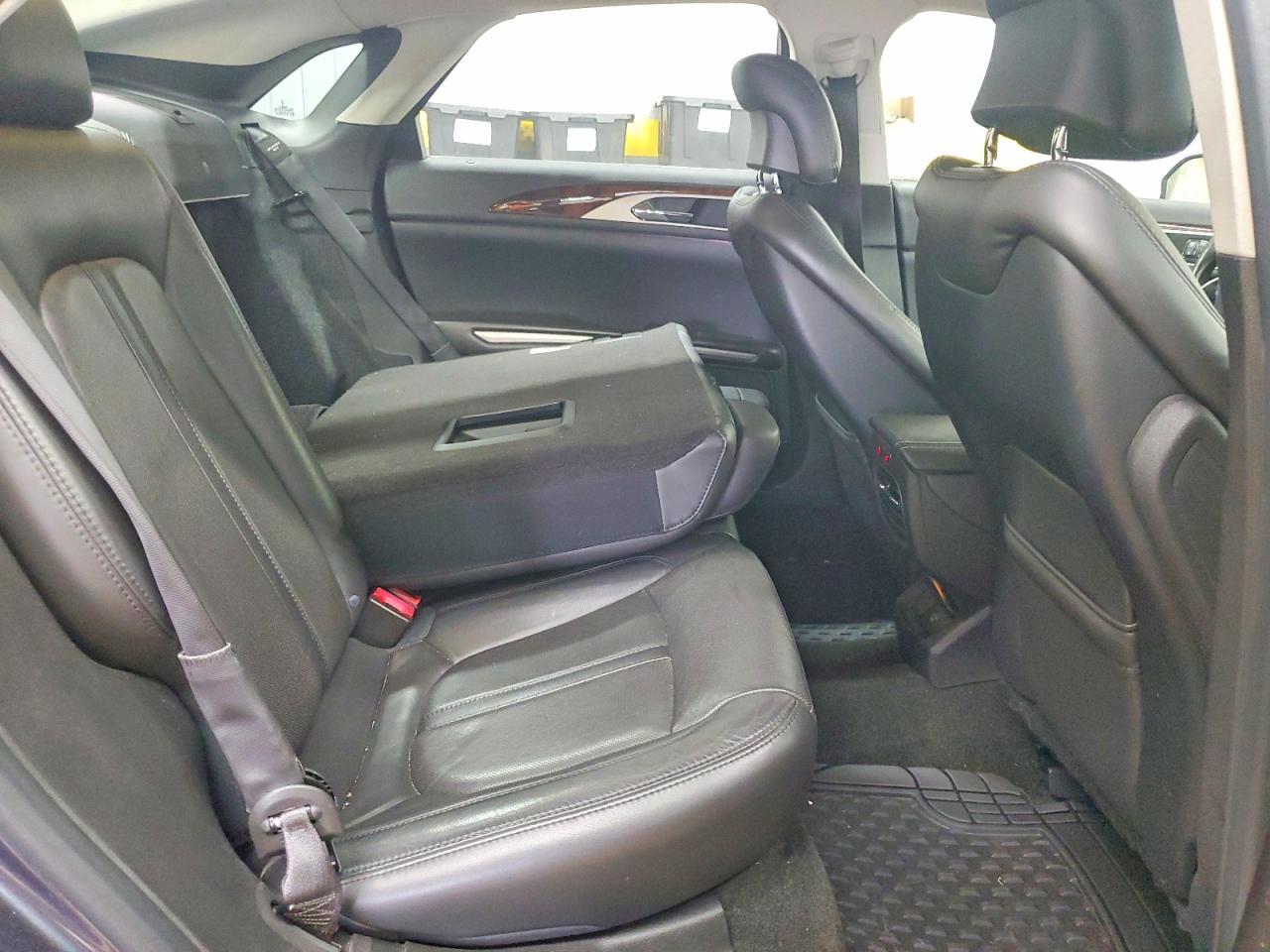 2013 LINCOLN MKZ
