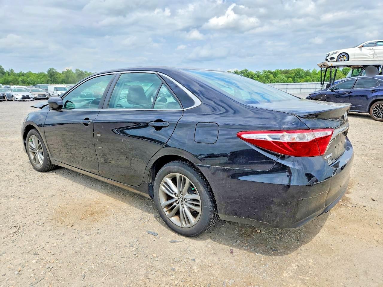 2017 TOYOTA CAMRY