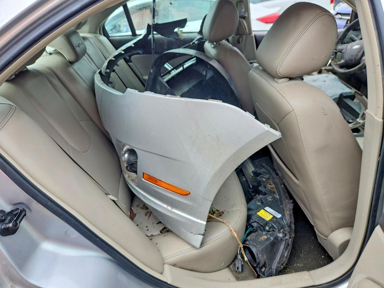 2011 FORD FUSION
