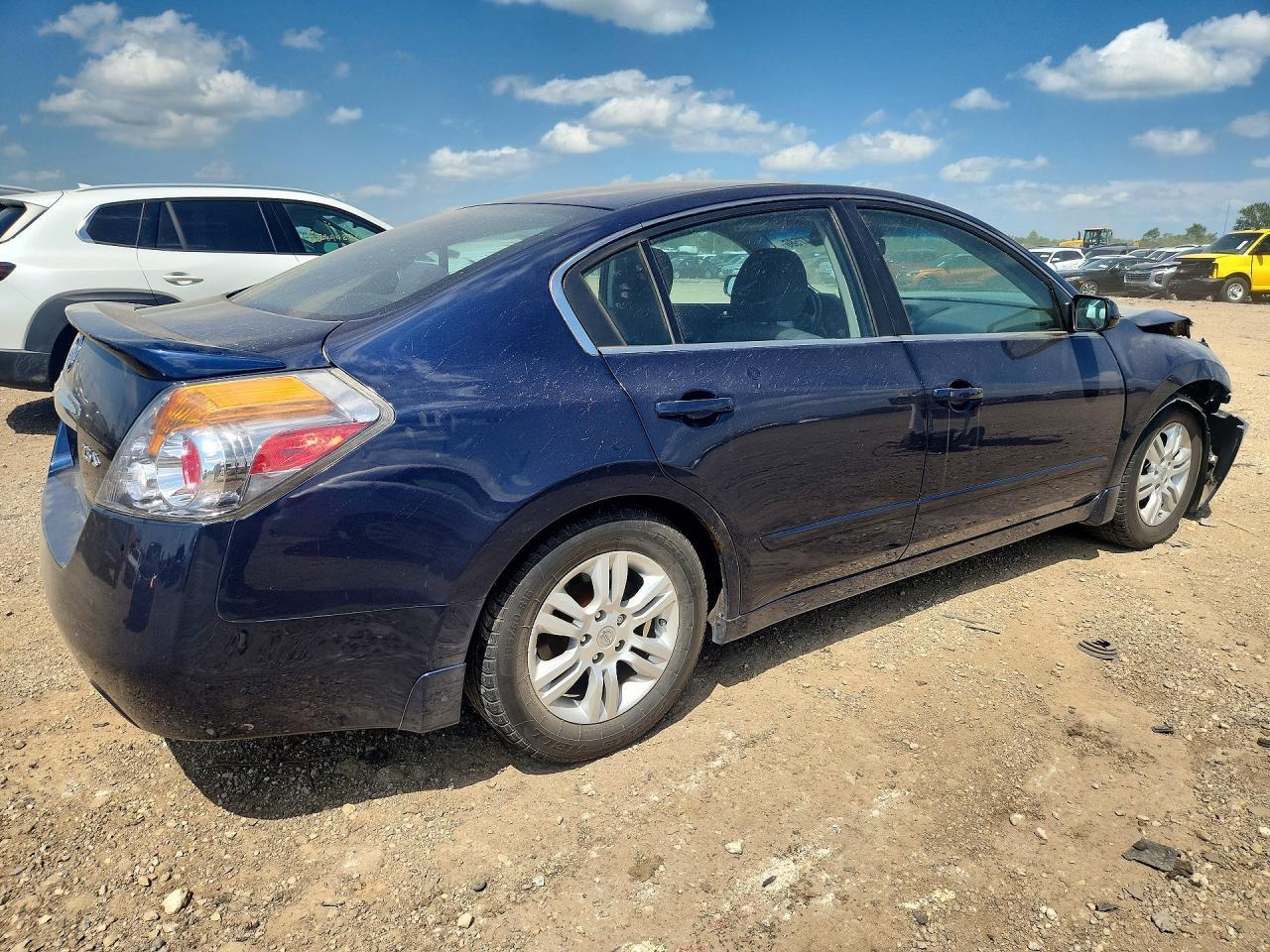 2012 NISSAN ALTIMA