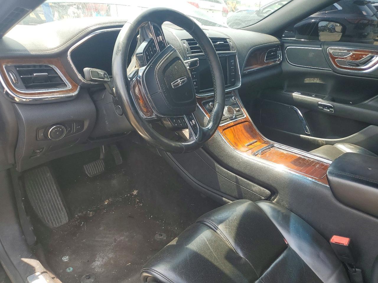 2017 LINCOLN Continental