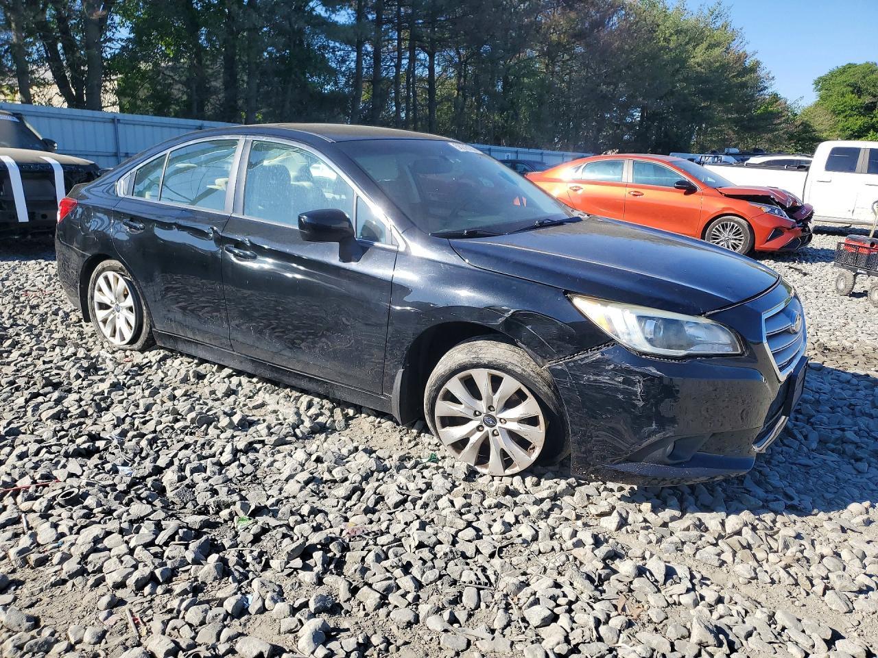 2015 SUBARU Legacy
