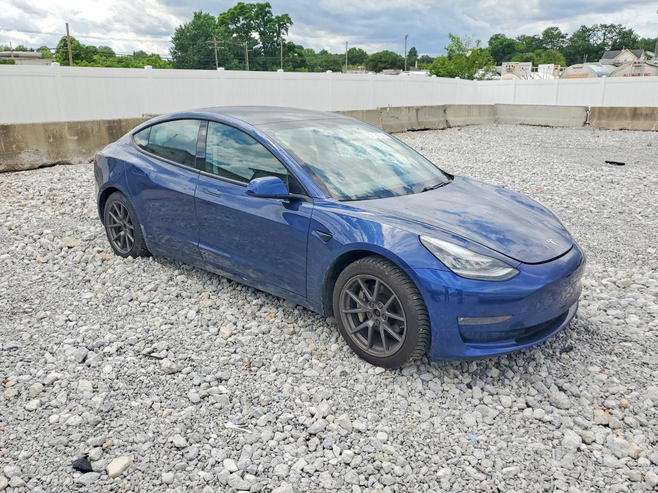 2021 TESLA MODEL 3