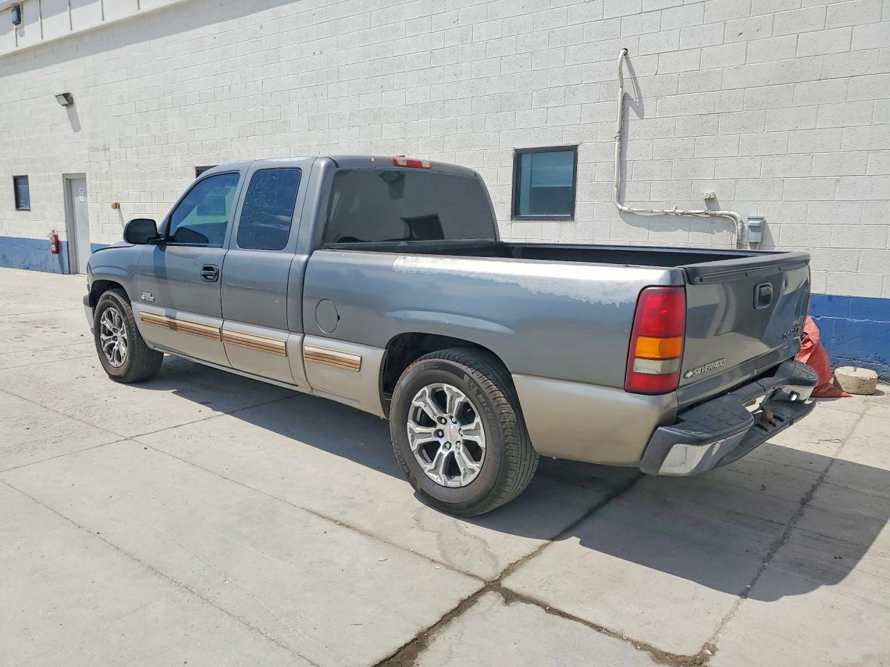 2002 CHEVROLET SILVERADO 1500