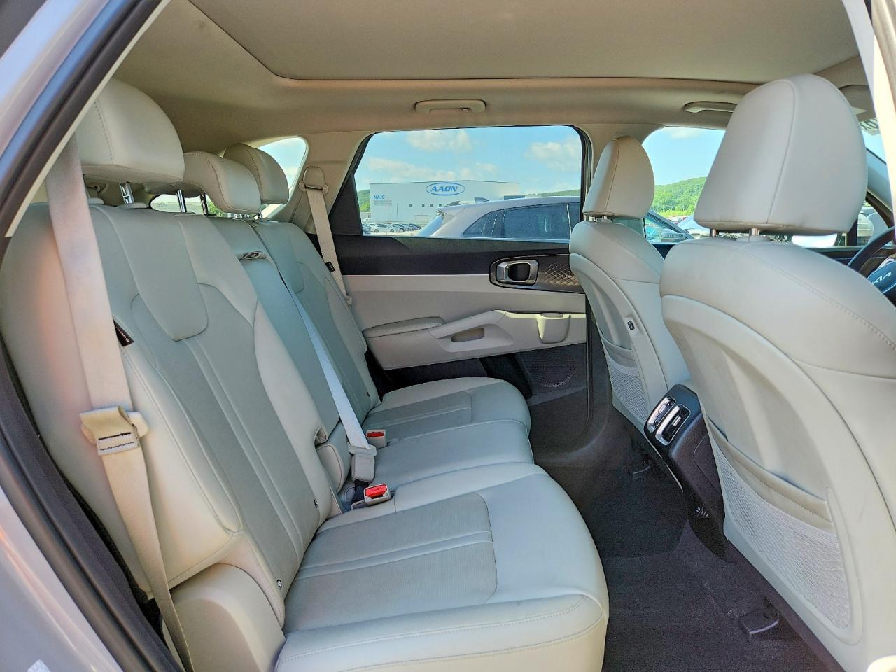 2025 KIA SORENTO