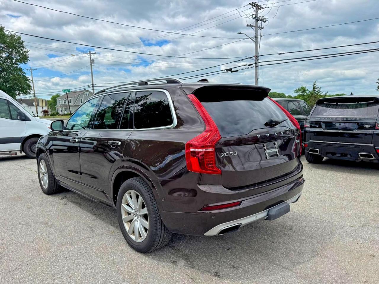 2018 VOLVO XC90