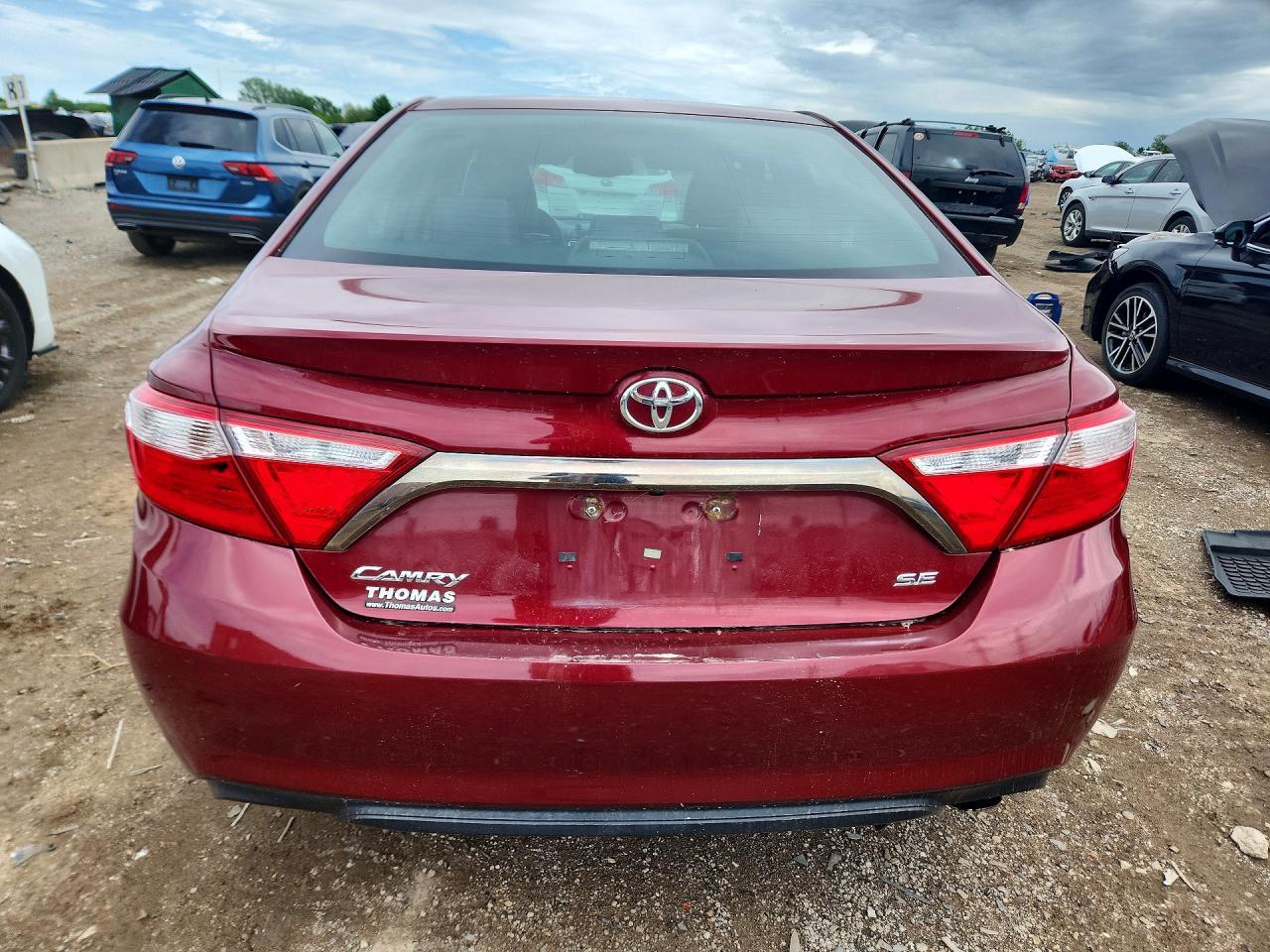 2016 TOYOTA CAMRY