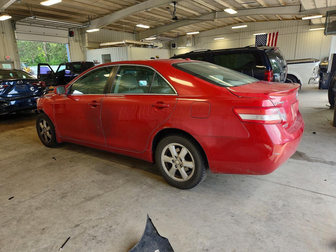 2010 TOYOTA CAMRY