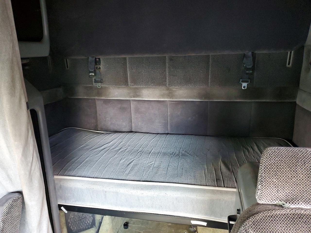 1998 VOLVO VNL