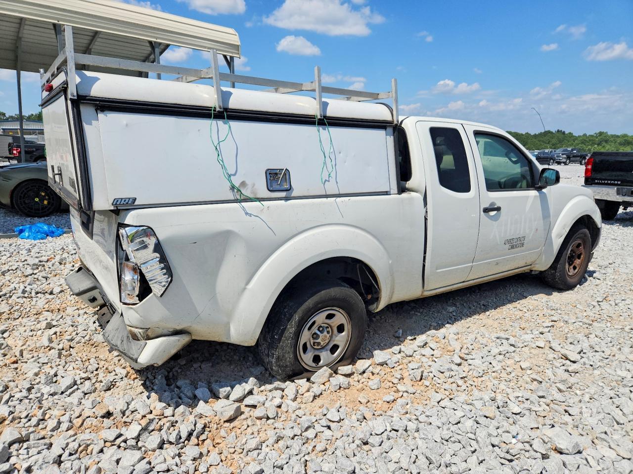 2017 NISSAN Frontier