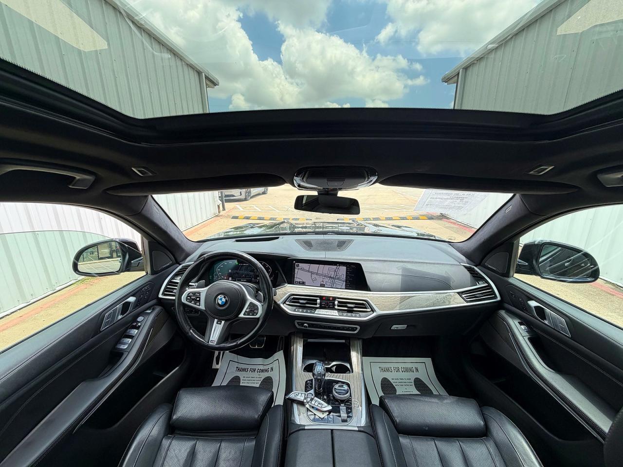 2022 BMW X7