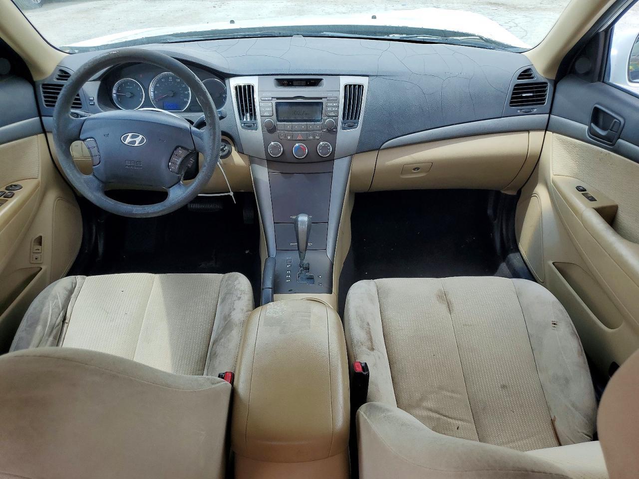 2010 HYUNDAI SONATA
