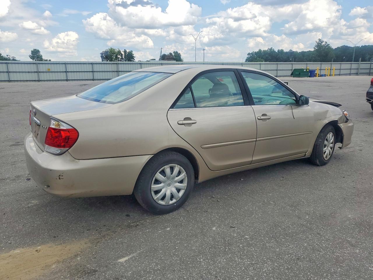 2005 TOYOTA CAMRY