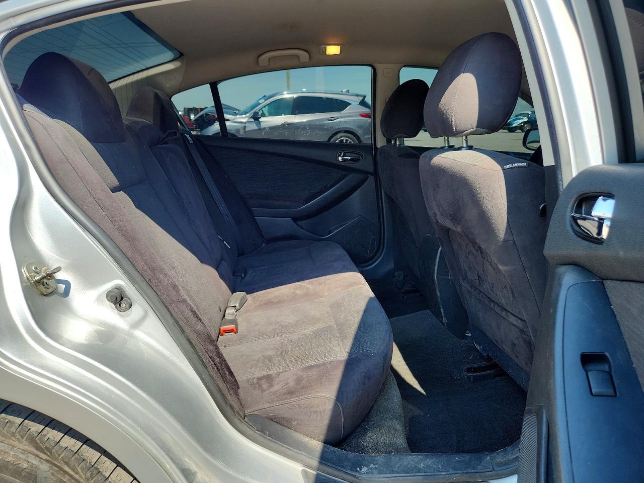 2012 NISSAN ALTIMA