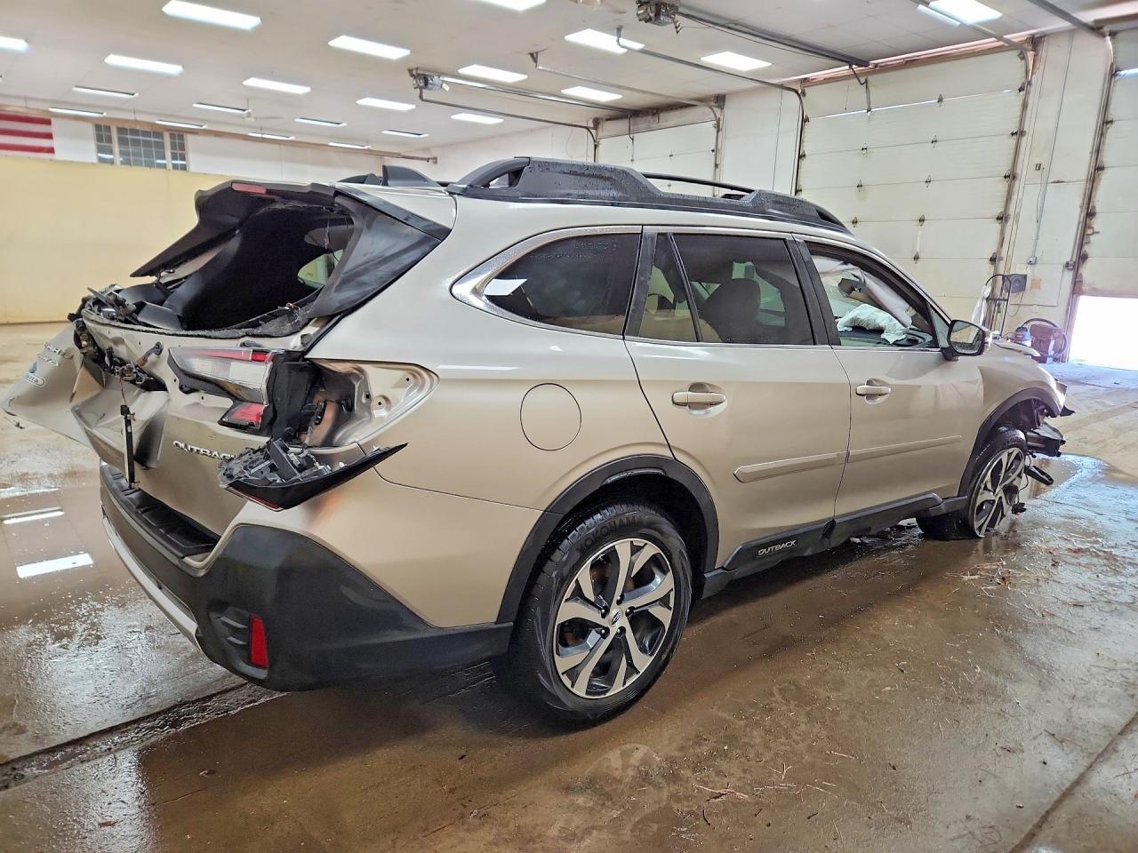 2020 SUBARU Outback