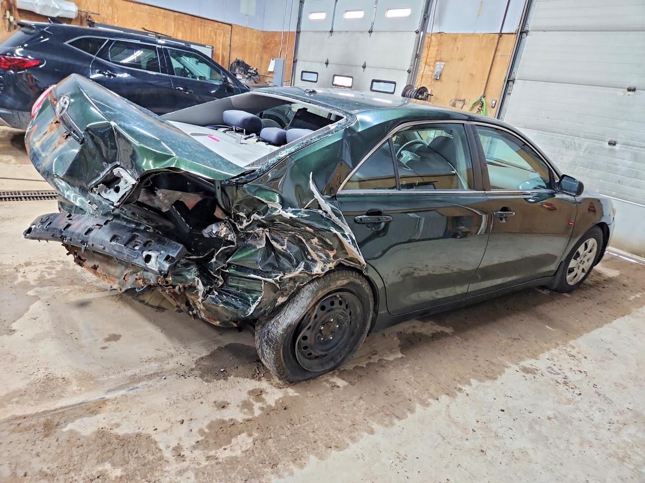 2010 TOYOTA CAMRY