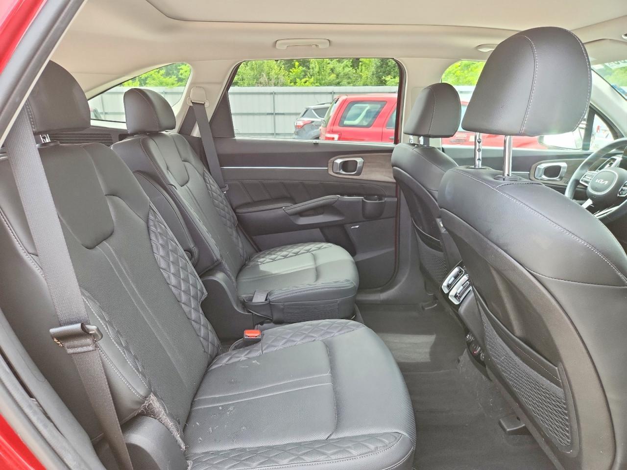 2023 KIA SORENTO
