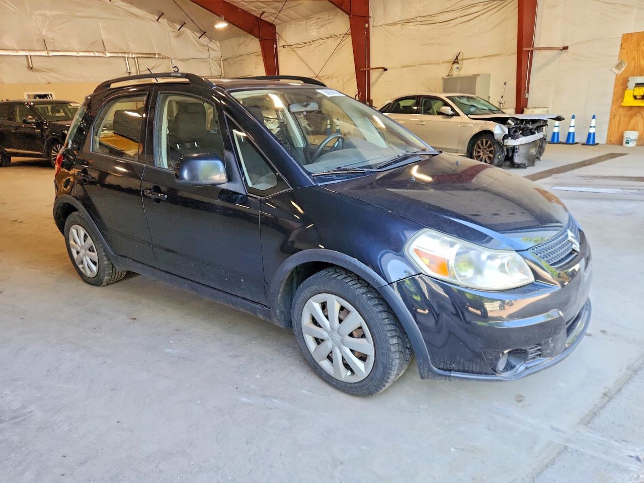 2011 SUZUKI SX4