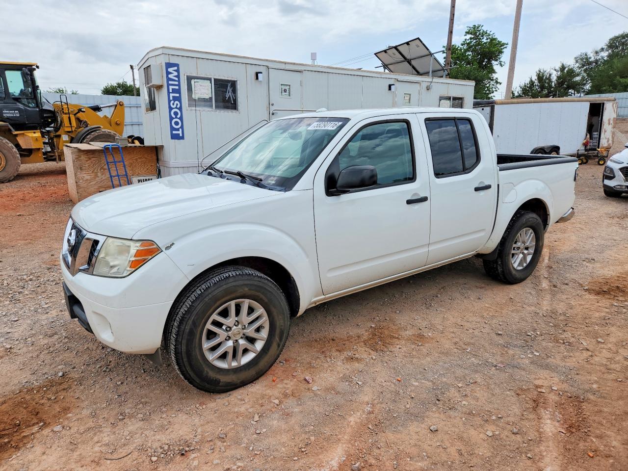 2015 NISSAN Frontier