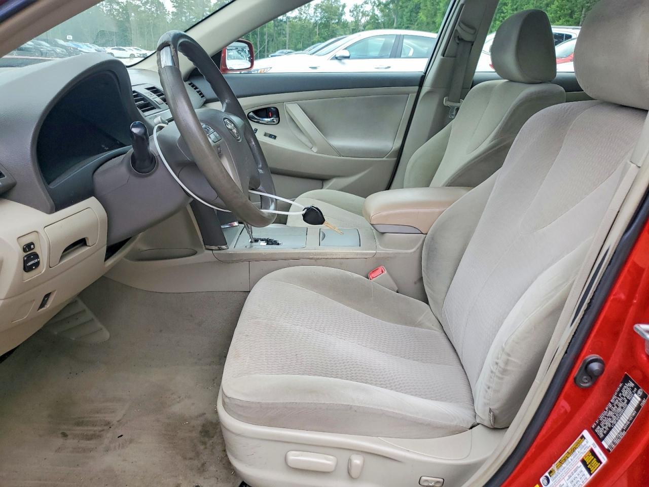 2011 TOYOTA CAMRY