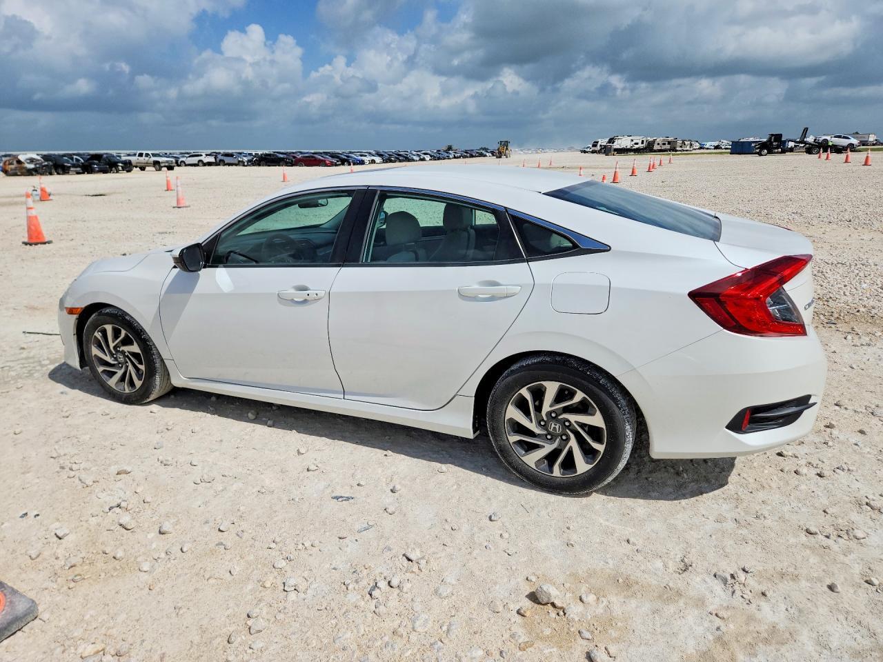 2016 HONDA CIVIC