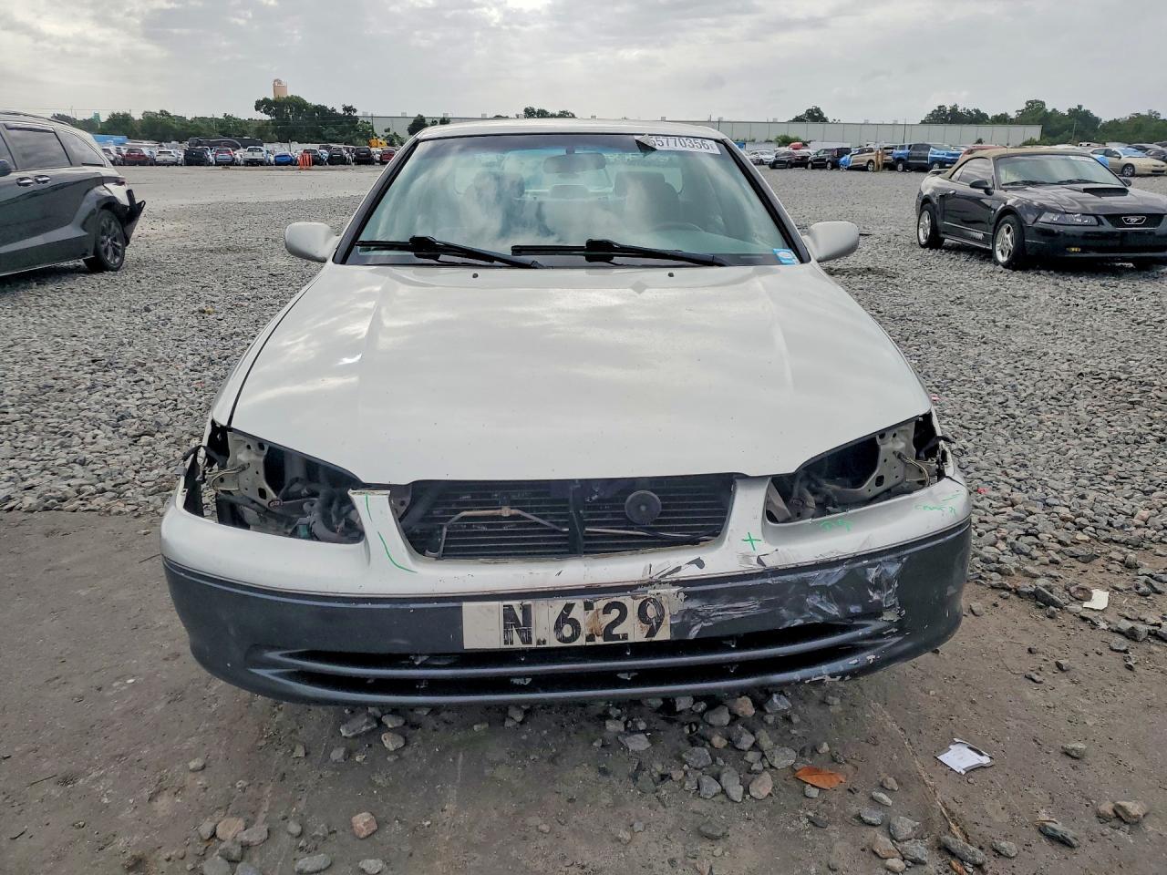 2000 TOYOTA CAMRY