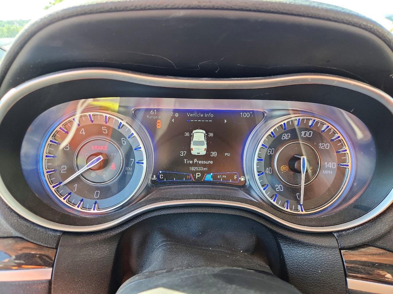 2016 CHRYSLER 300