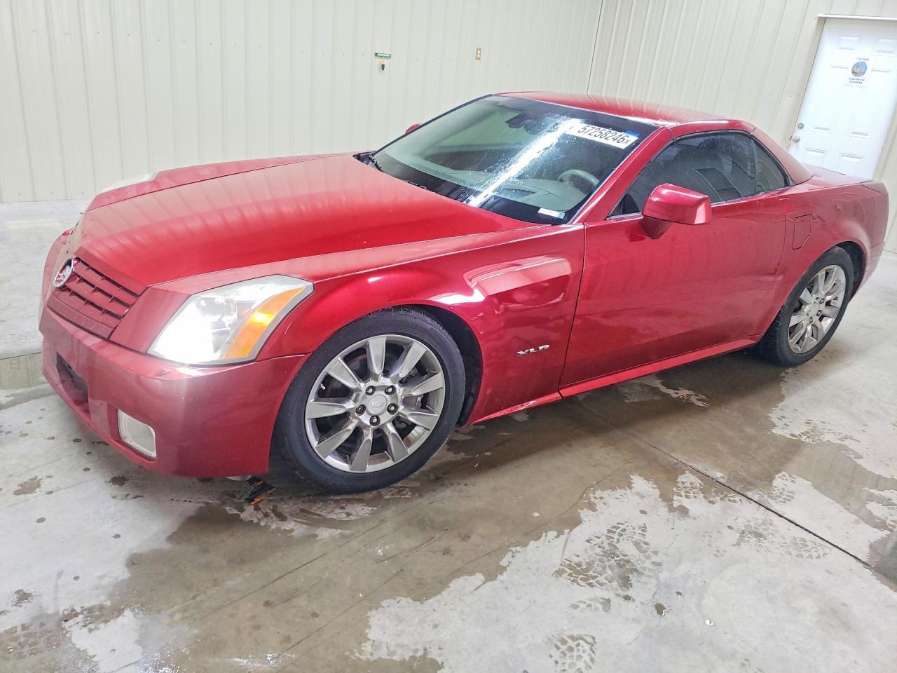 2005 CADILLAC Xlr