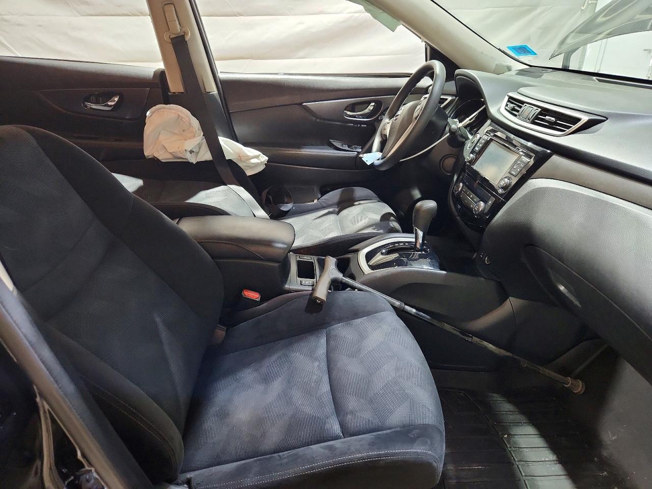 2016 NISSAN ROGUE
