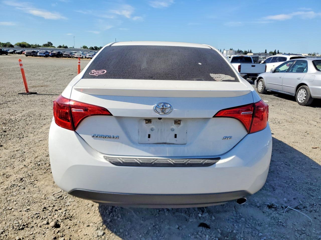 2017 TOYOTA COROLLA