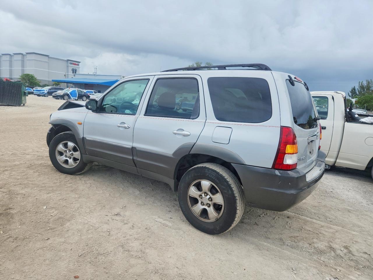 2003 MAZDA Tribute