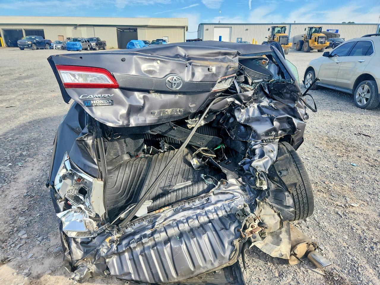 2012 TOYOTA CAMRY