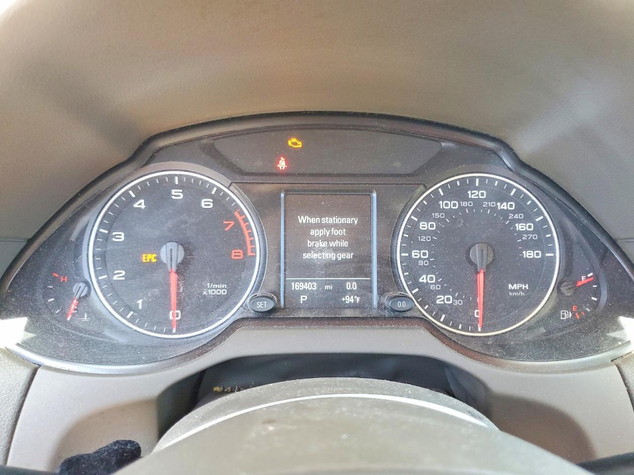 2011 AUDI Q5