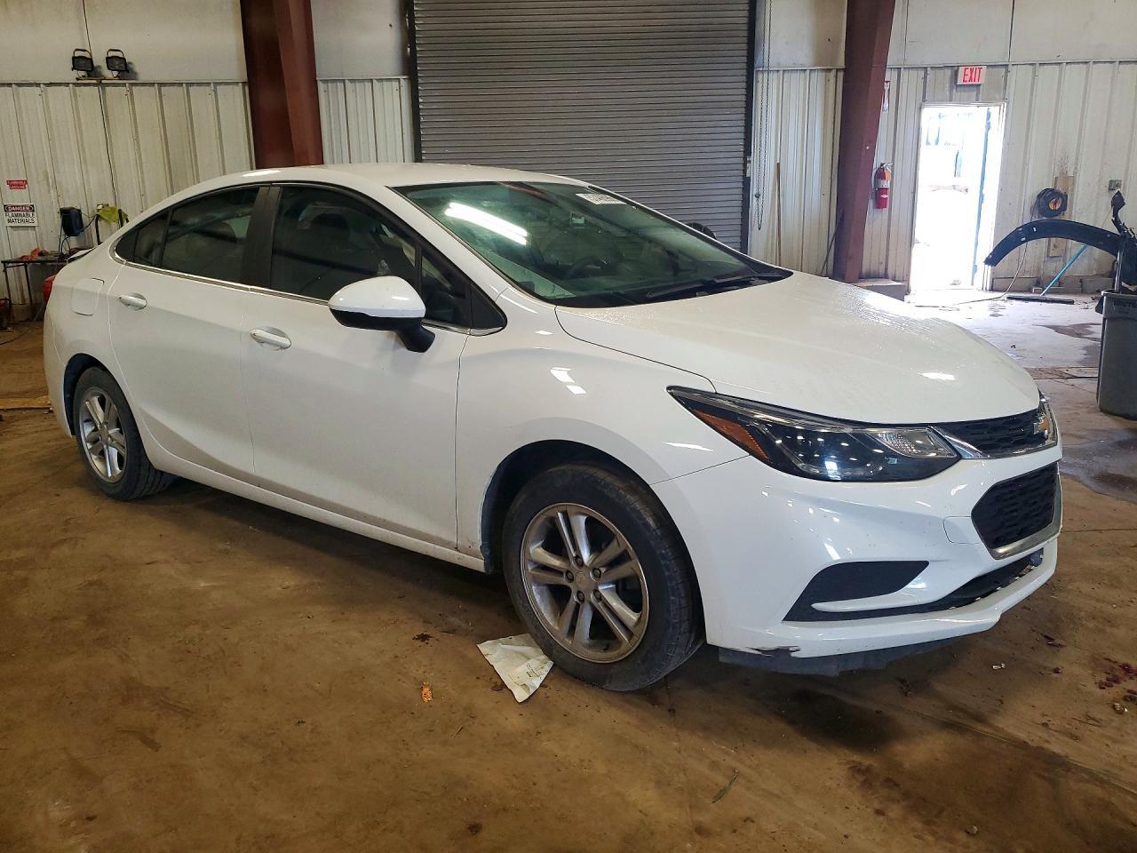 2017 CHEVROLET CRUZE