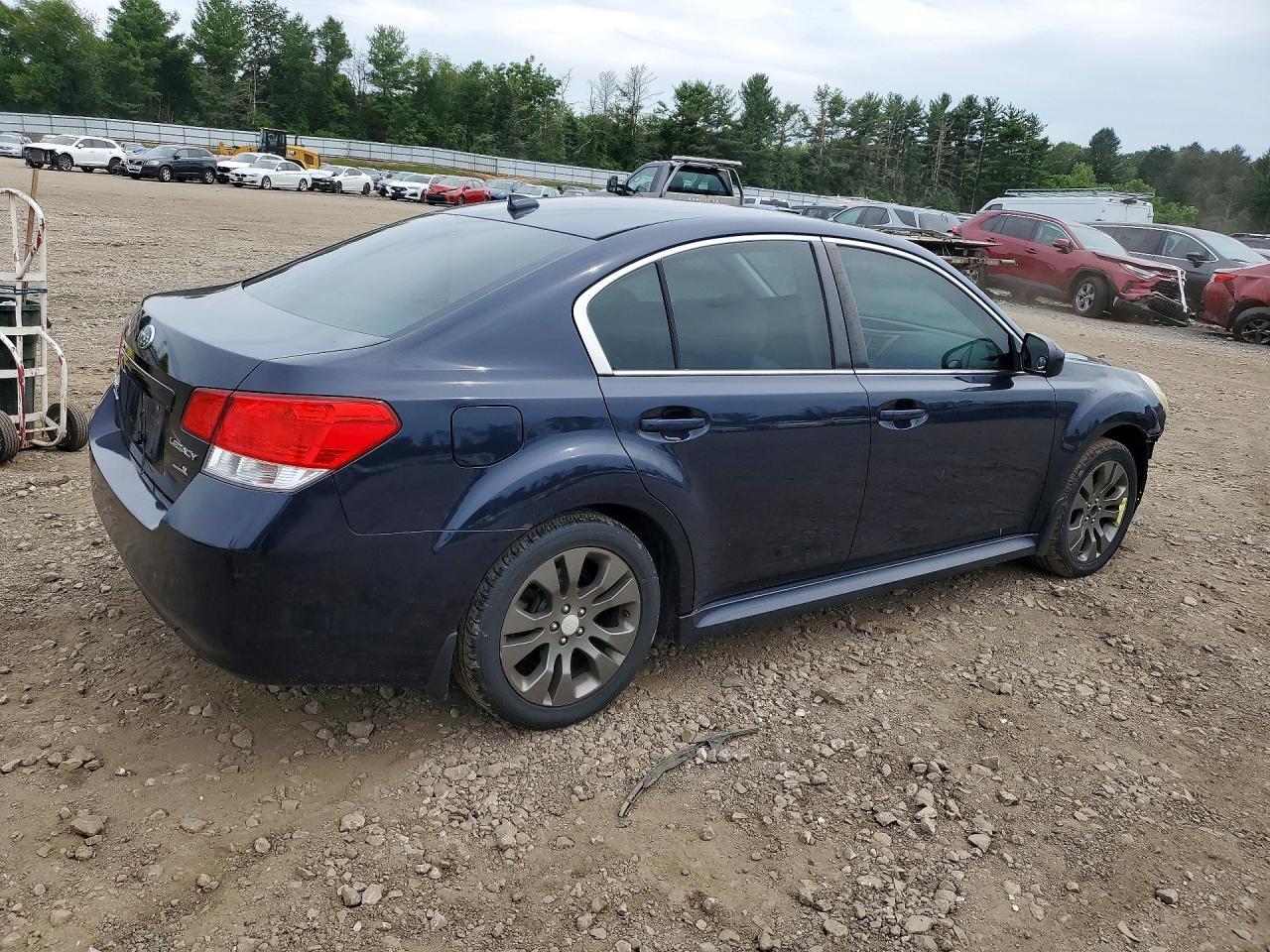2014 SUBARU Legacy