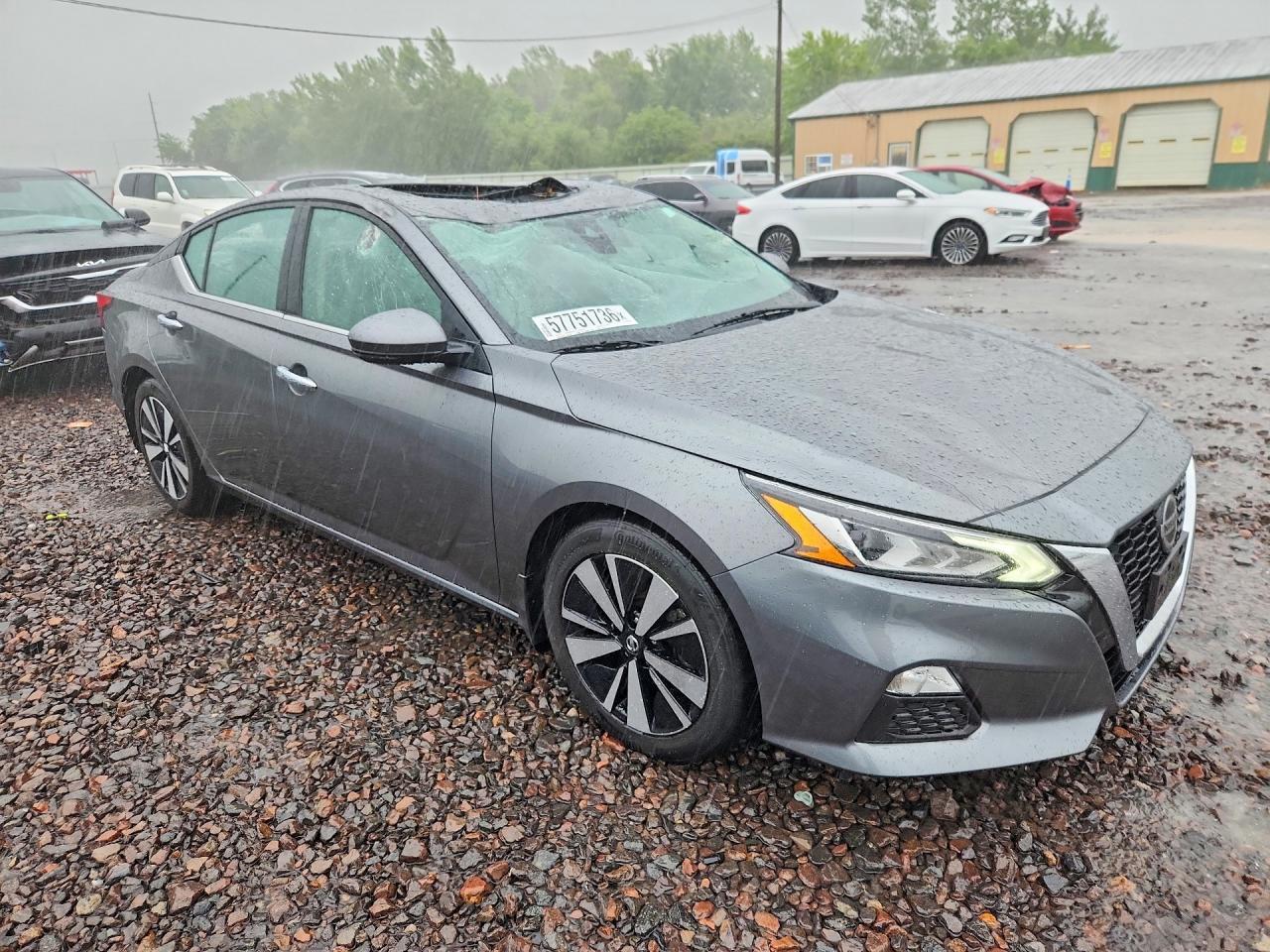 2022 NISSAN ALTIMA