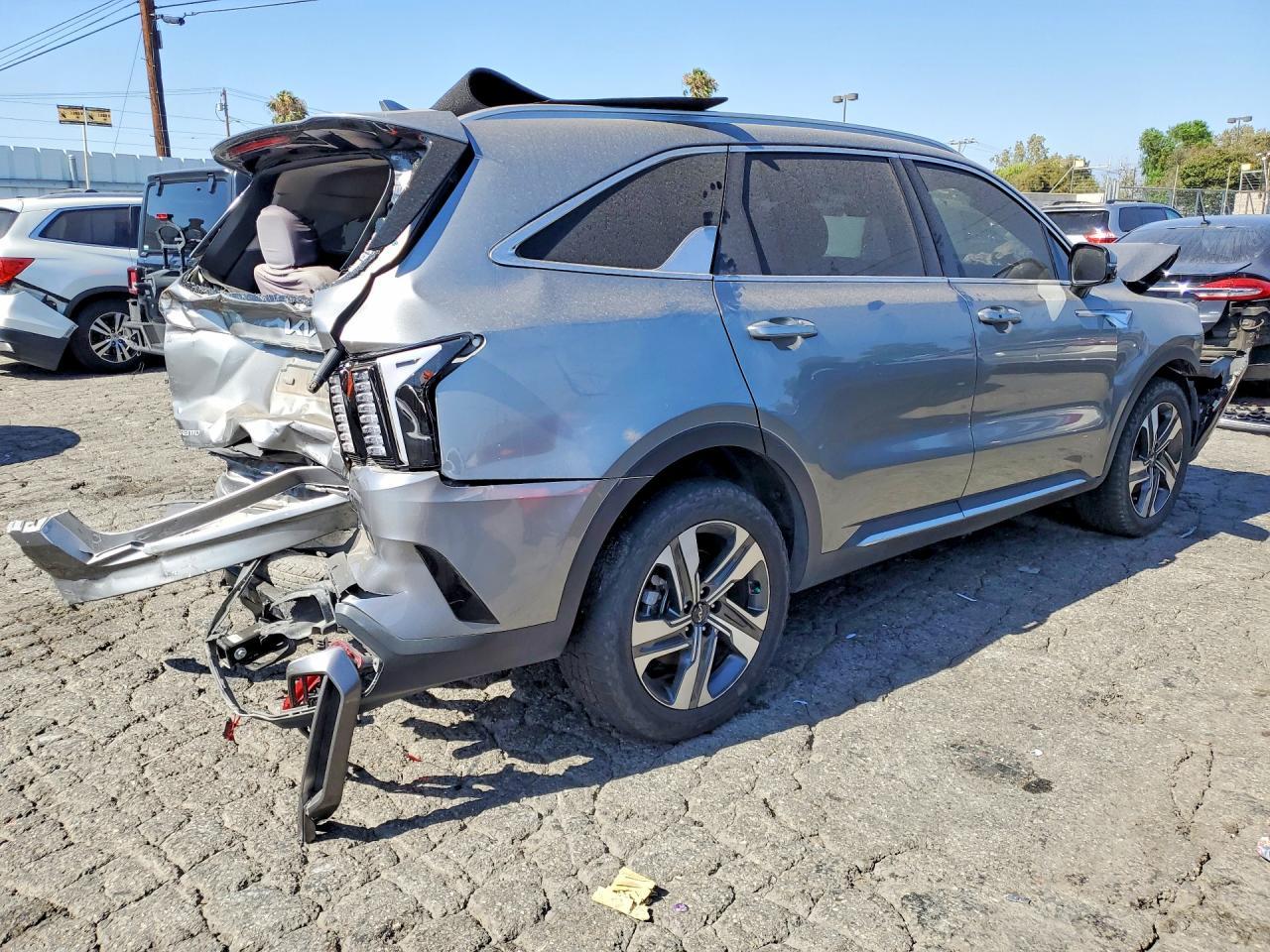 2023 KIA SORENTO