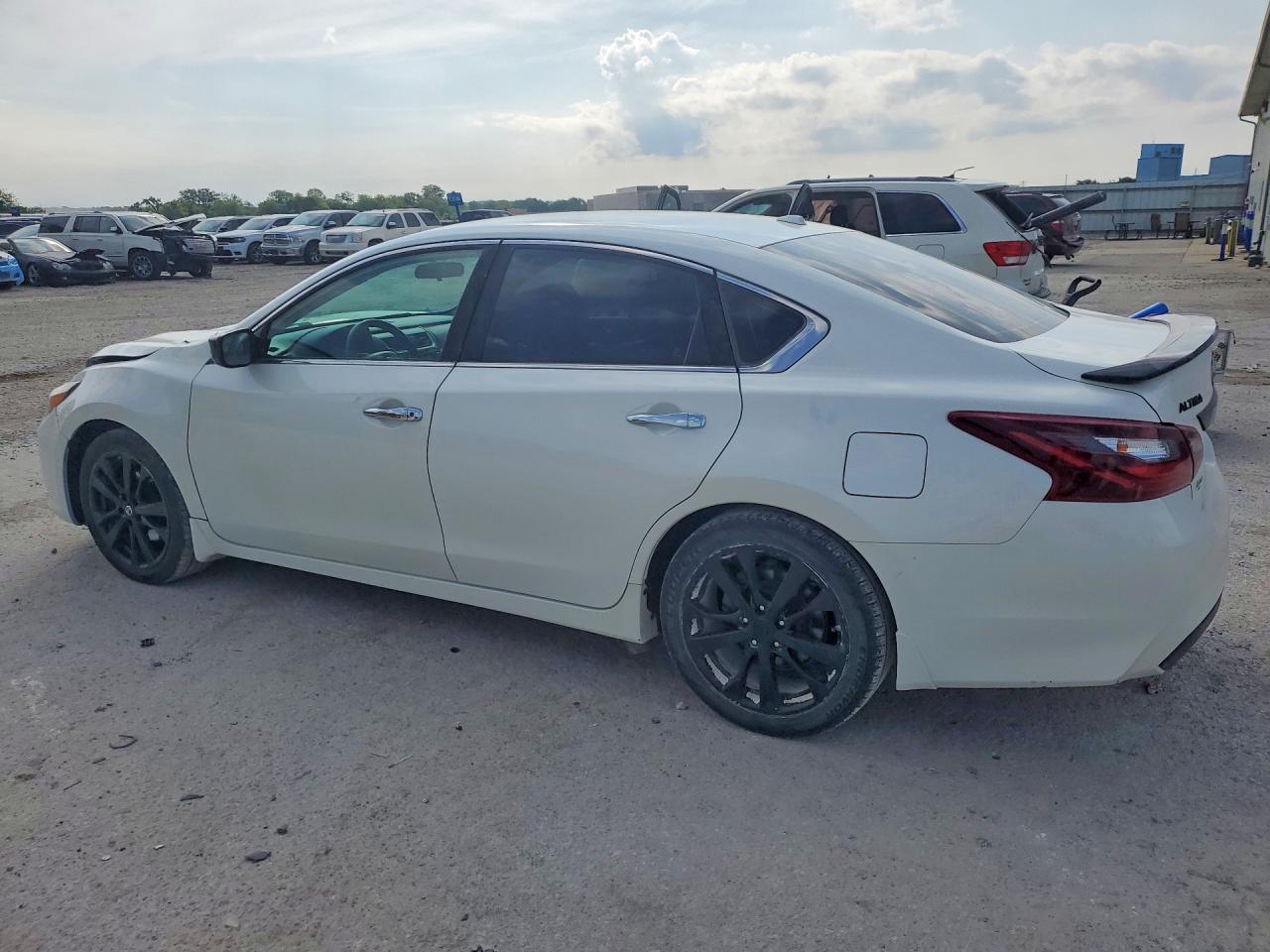 2018 NISSAN ALTIMA