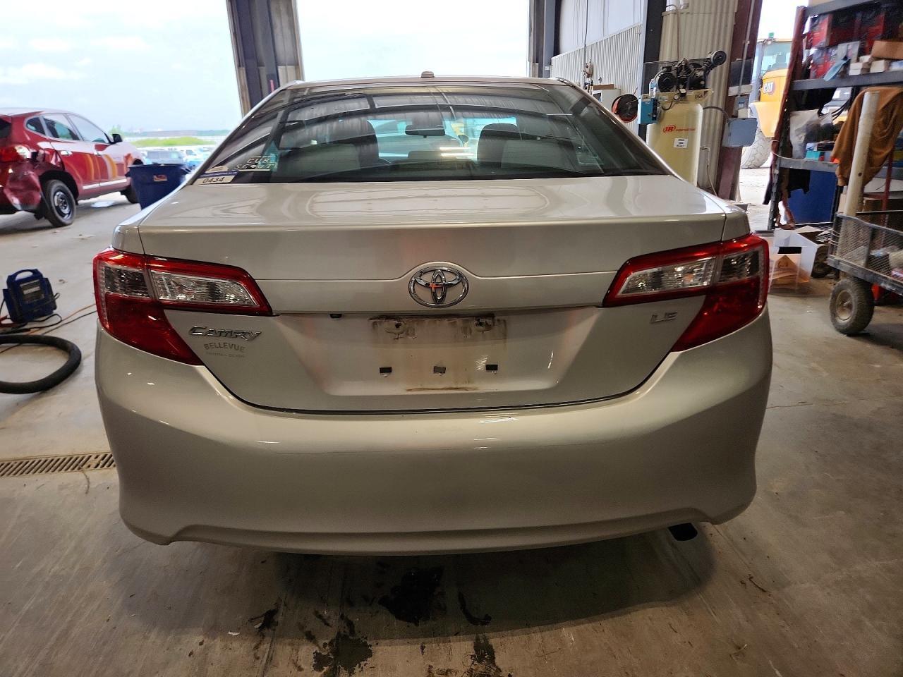 2014 TOYOTA CAMRY