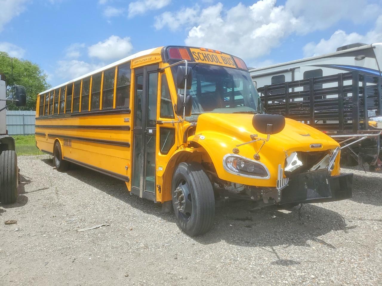 2026 FREIGHTLINER Chassis