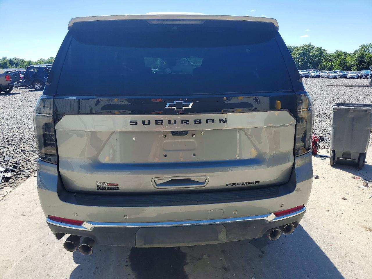 2025 CHEVROLET Suburban