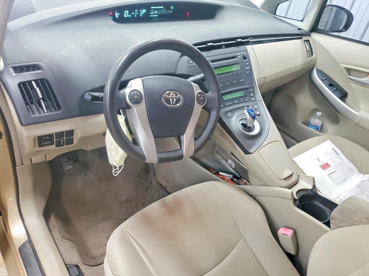 2010 TOYOTA PRIUS