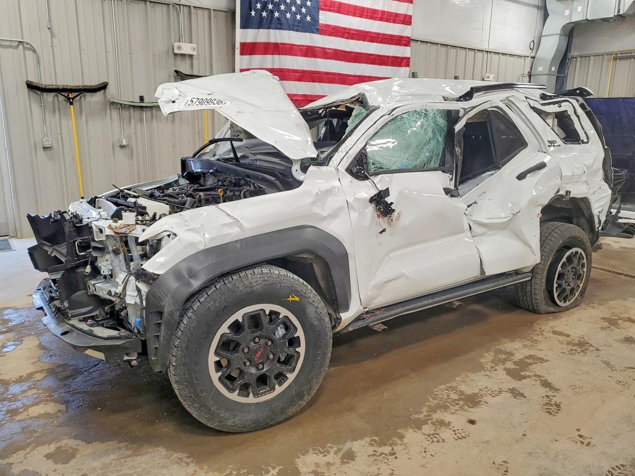 2025 TOYOTA 4Runner
