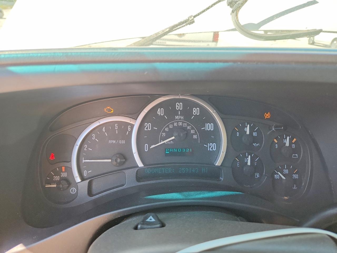 2004 CADILLAC Escalade ESV