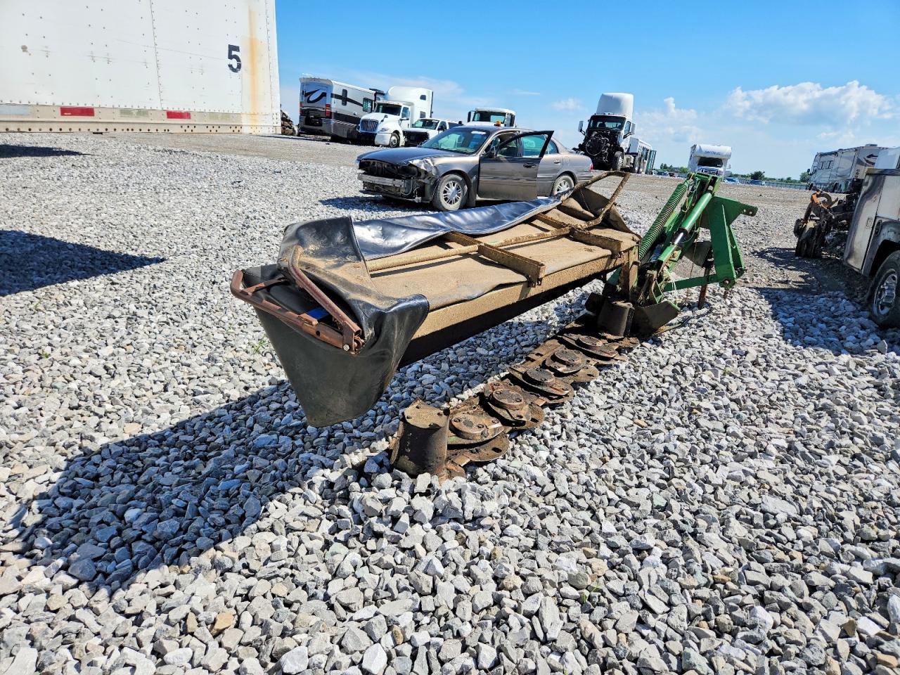 2012 JOHN DEERE 275
